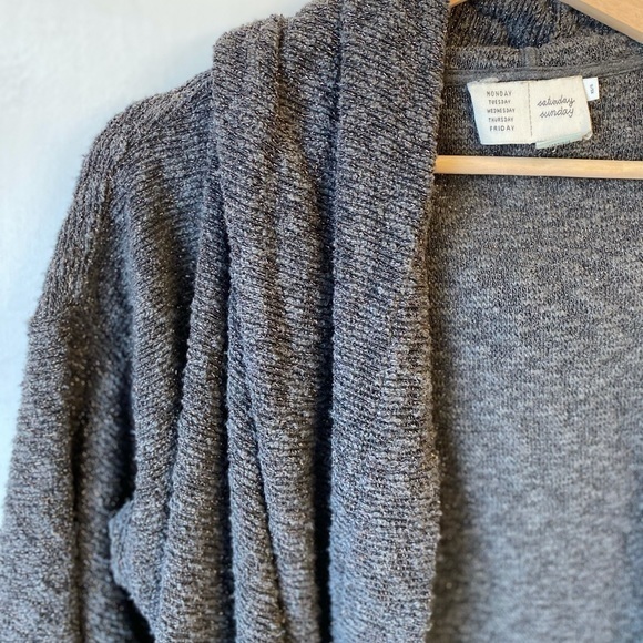 *SOLD* Anthropologie Saturday Sunday Gray Metallic Oversized Cardigan Size XS/S - Picture 6 of 8